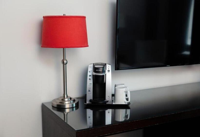 Deluxe Suite King Bed, Hayden New York