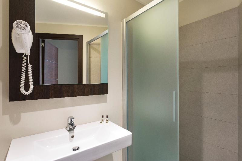 비즈니스룸, The Qube Hotel Shanghai  Close To Pudong International Airport And Disney Land