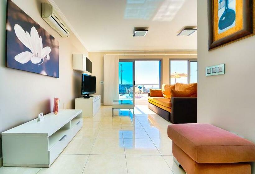 발코니가 있는 2 베드룸 아파트, Las Villas De Amadores
