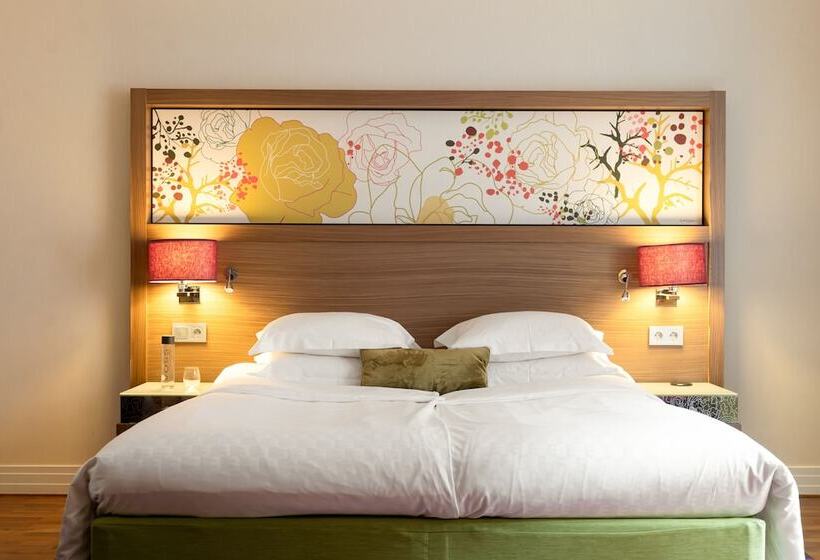 اتاق لوکس, Elite Hotel Esplanade