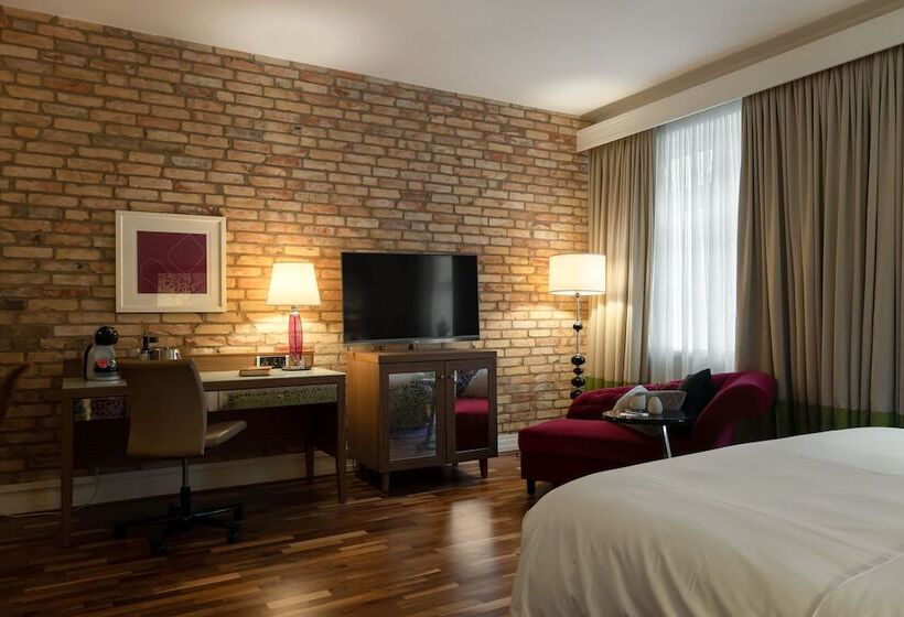 اتاق لوکس, Elite Hotel Esplanade