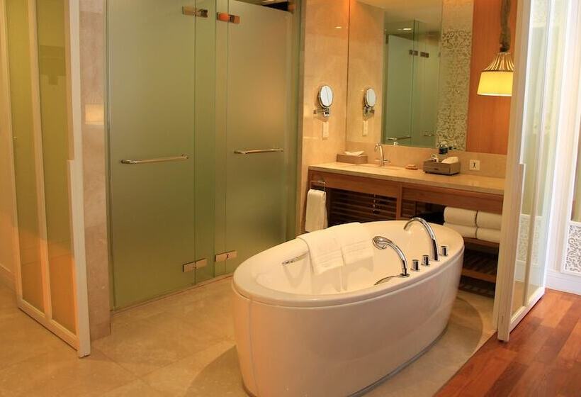 Люкс Клуб, Intercontinental Hua Hin Resort, An Ihg