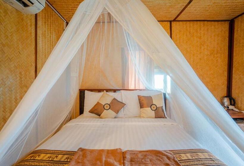 Хижина Superior, Koh Jum Resort