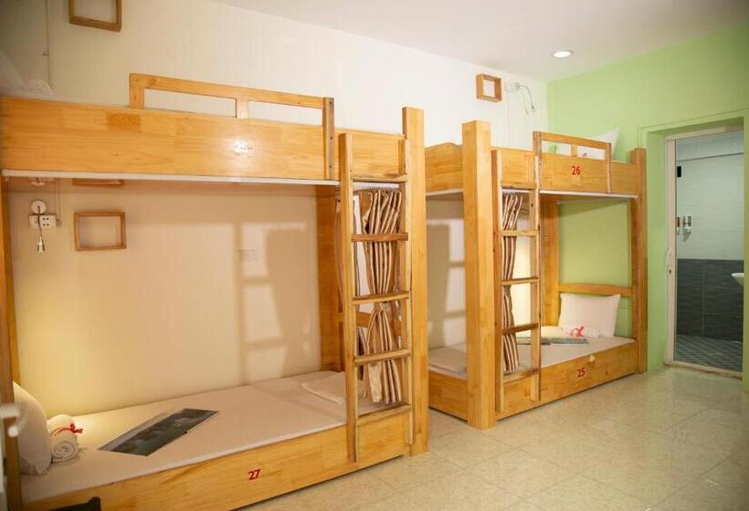 Vuode Makuusalissa, Hanoi City Backpackers Hostel