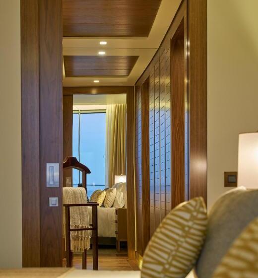 스위트, Les Suites At The Cliff Bay   Portobay