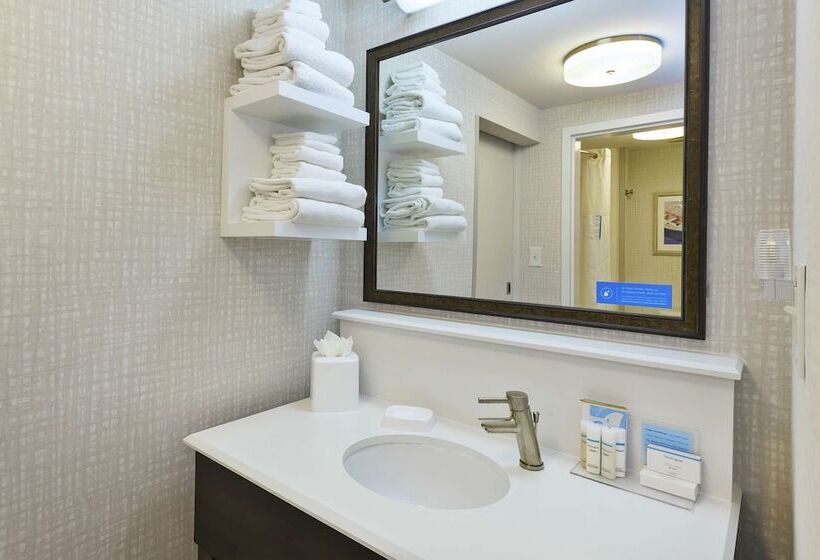 Студия Стандарт, Hampton Inn & Suites Wells Ogunquit