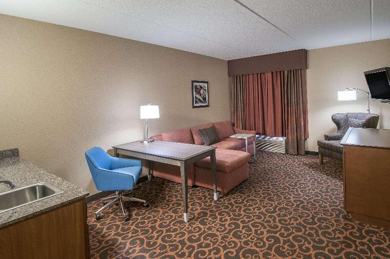 Люкс Кровать Кинг, Hampton Inn Deadwood At Tin Lizzie Gaming Resort
