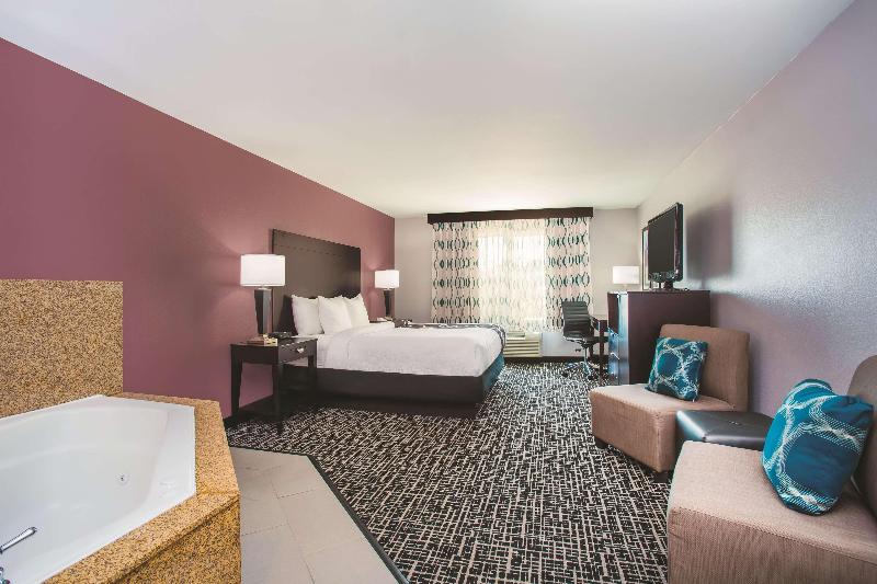 Люкс Повышенной Комфортности, La Quinta By Wyndham Russellville