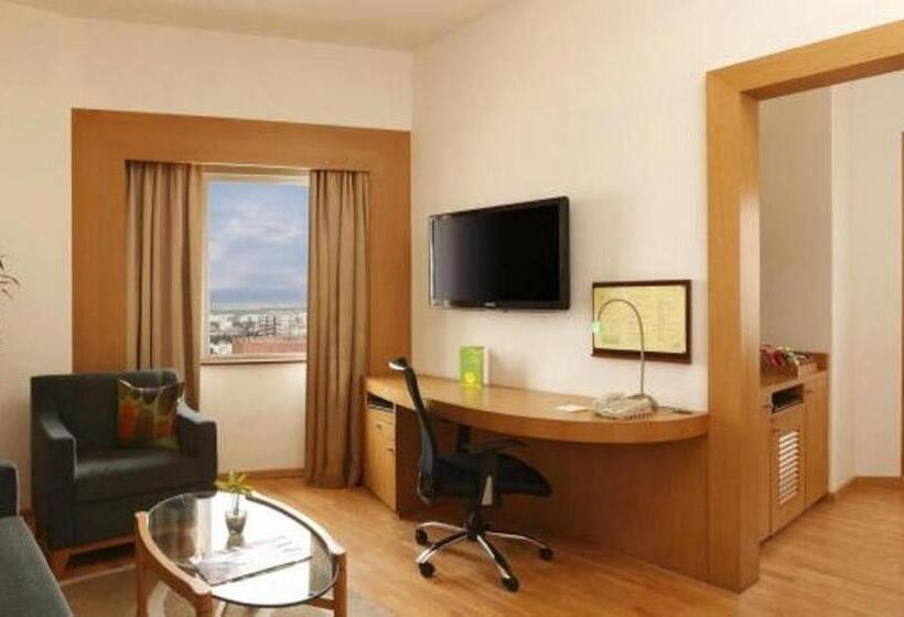 Президентский Люкс, Lemon Tree Premier  Hitec City  Hyderabad