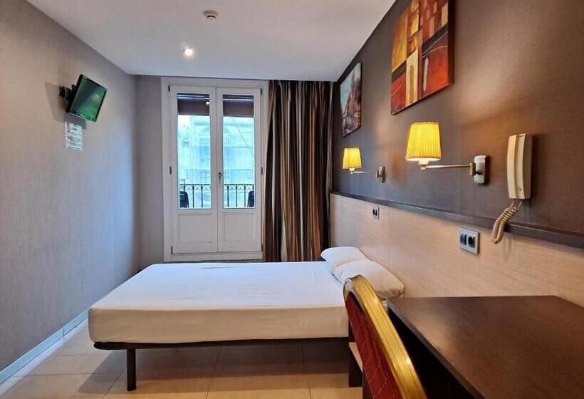اتاق استاندارد با چشم‌انداز, Hostal Las Flores Ramblas