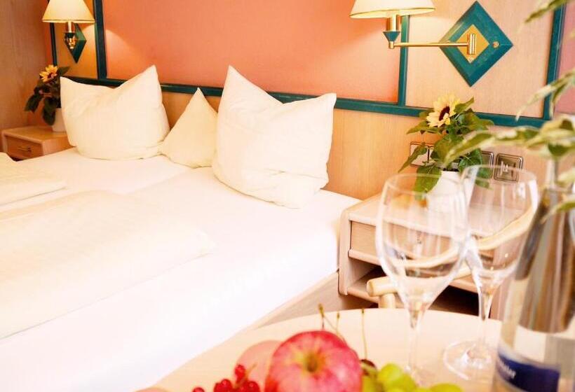 Номер Стандарт, Kohlers Hotel Engel