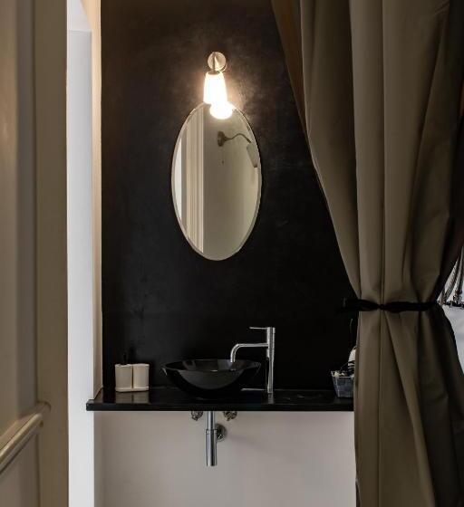 غرفة ديلوكس ثلاثية, Intra  Residenza In Trastevere