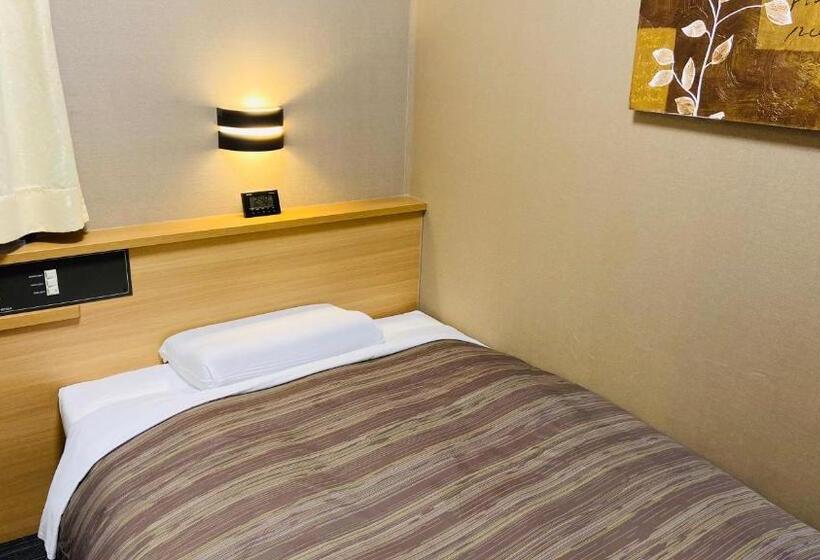 اتاق استاندارد یک نفره, Routeinn Shinagawa Oimachi