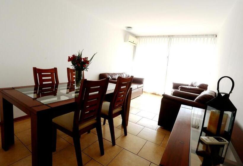 침실 2개 아파트, Versalles Suites