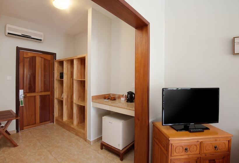اتاق خانوادگی, Le Palmiste Resort & Spa