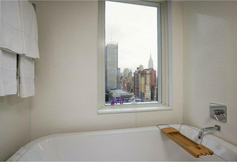 سوئیت پنت هاوس, Yotel New York Times Square