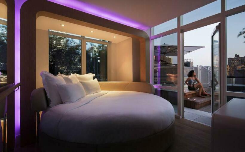 سوئیت پنت هاوس, Yotel New York Times Square