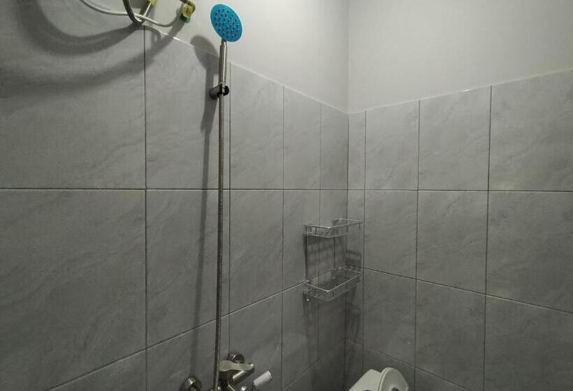 Номер Deluxe, Brilliant Residence Gading Serpong Redpartner
