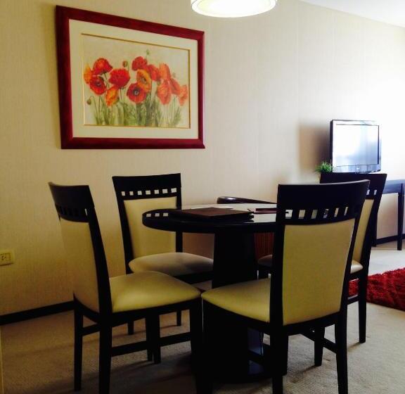 스위트, Condado Hotel Casino Goya