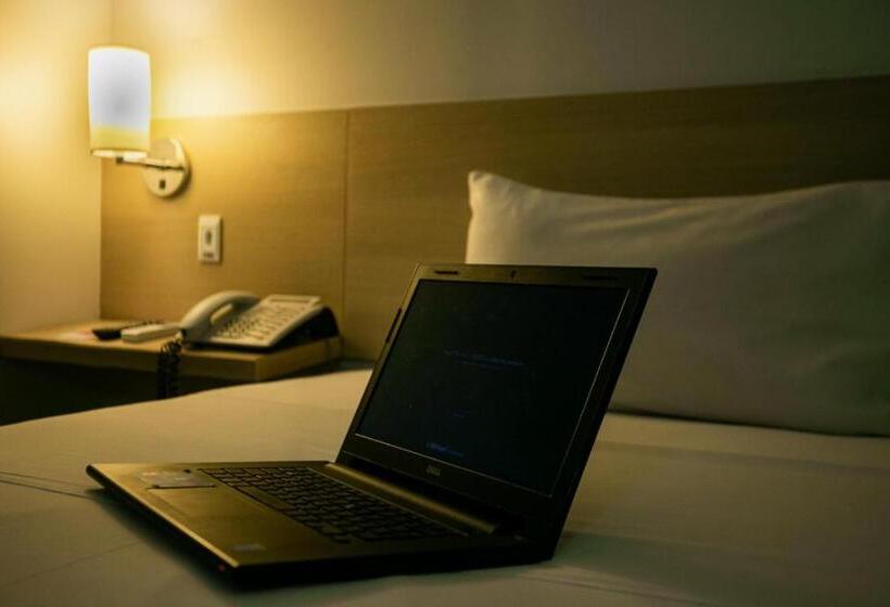 Номер Economy Индивидуальный, Ibis Styles Belem Nazare