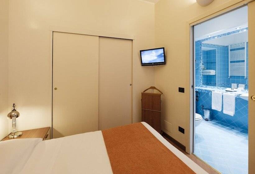 استودیو ساده, Residence Sacchi Apart