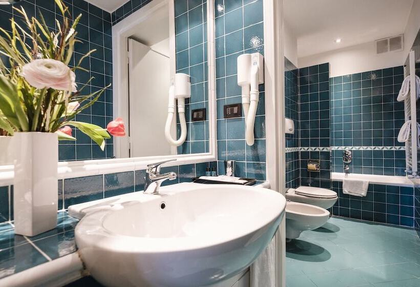 استودیوی استاندارد, Residence Sacchi Apart