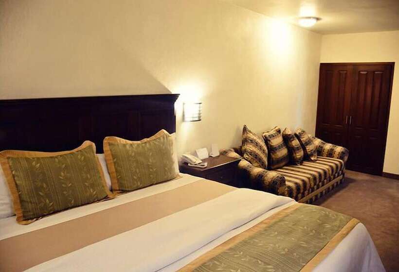 ジュニアスイート, San Carlos Tequisquiapan