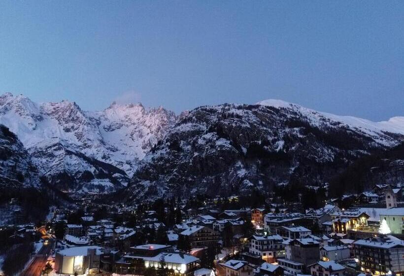 Номер Стандарт Трехместный, Walser Courmayeur
