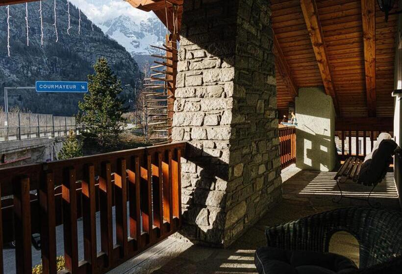 Четырехместный Номер Стандарт, Walser Courmayeur