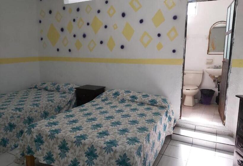 דירת חדר עם טרסה, Ayalamar Manzanillo