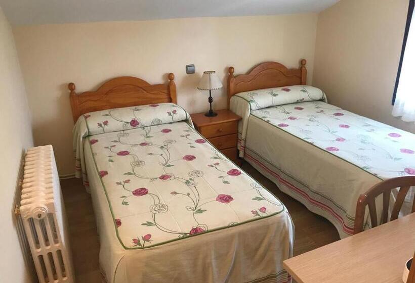 Номер Economy, Residencial Santamaría