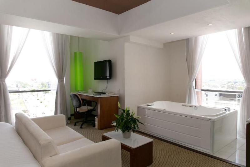 Полулюкс, Bel Air Business Salamanca, Trademark By Wyndham