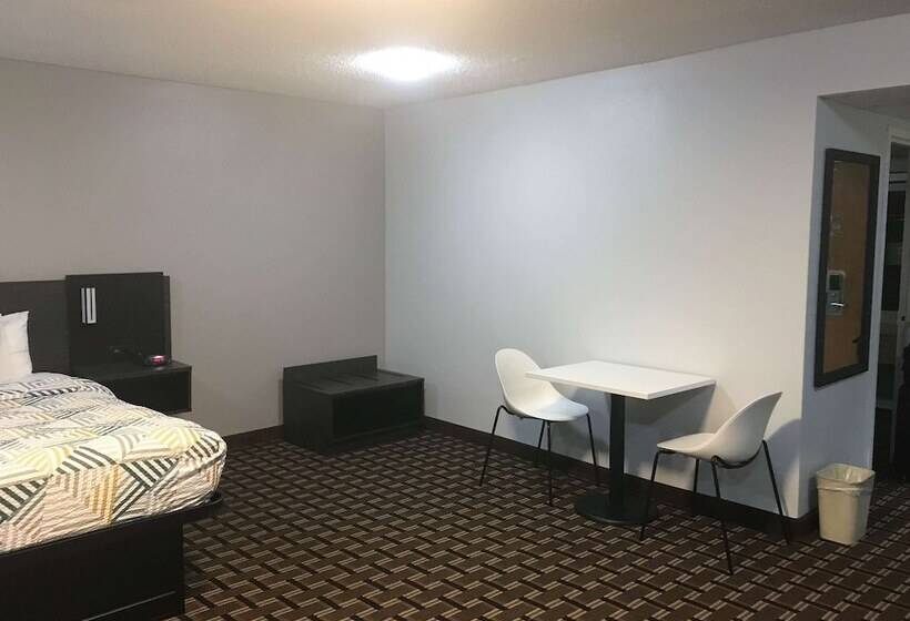 Номер Стандарт 2 Двуспальные Кровати, Studio 6 Suites Tupelo, Ms