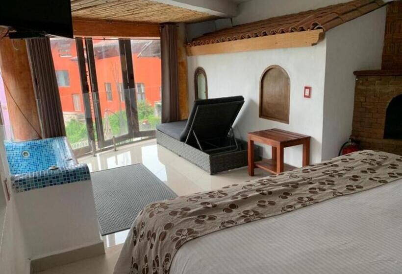 자쿠지 스위트, Revi Inn