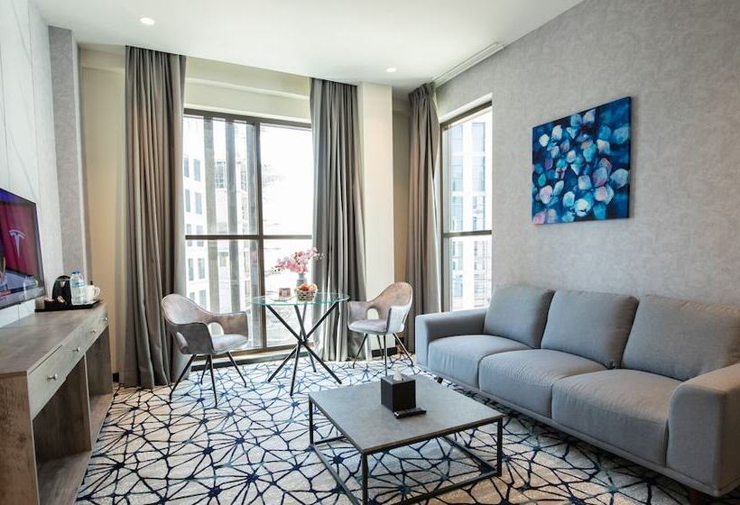 Президентский Люкс, Grand Kingsgate Jaddaf Waterfront Hotel By Millennium