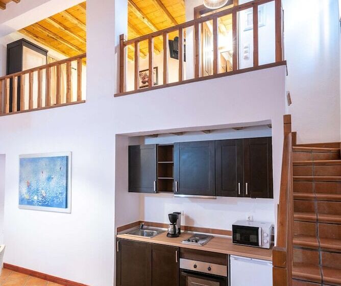 침실 2개 아파트, The Varos Residences