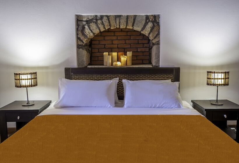 수피리어 룸, The Varos Residences
