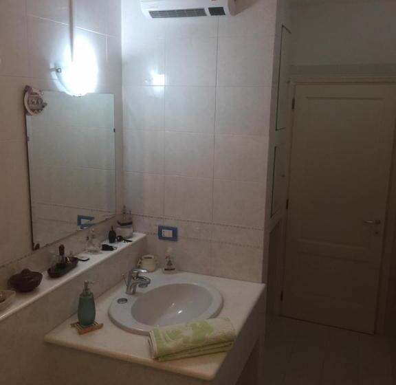 带阳台标准四人间, B&b Filomena