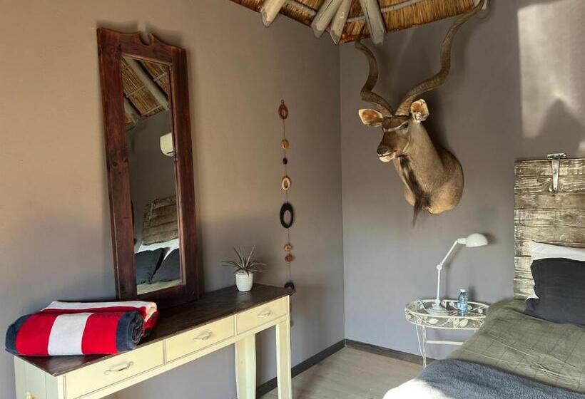 Номер Стандарт с Террасой, Simba Safaris African Pride Exotic Lodge