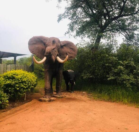 Шале Superior 1 Спальня, Simba Safaris African Pride Exotic Lodge