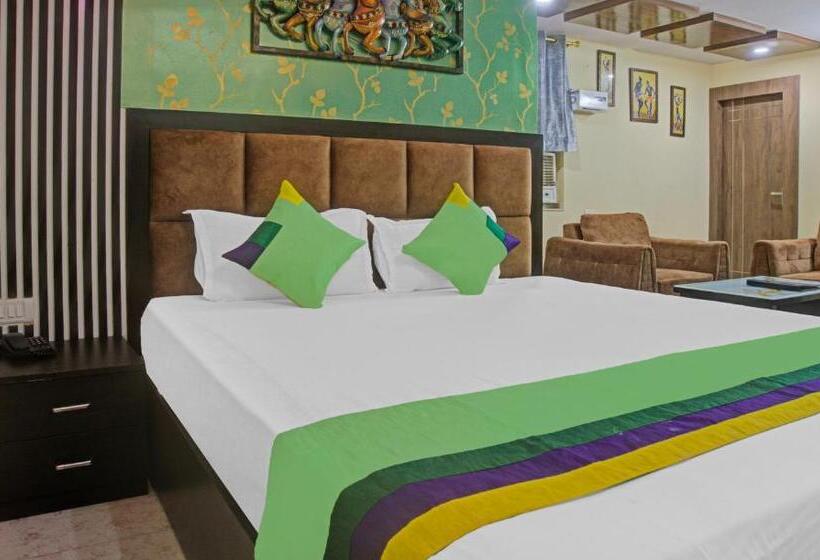 Номер Deluxe Кровать Кинг, Prem Residency