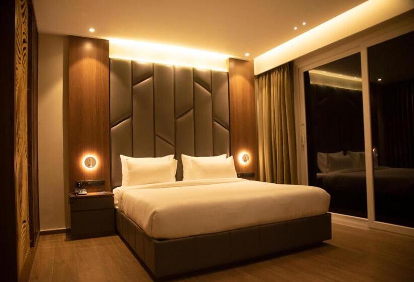 Люкс, Golden Park Hotel & Resort