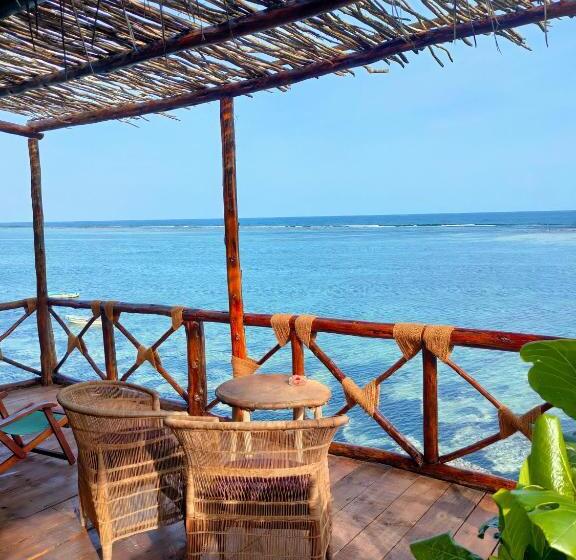 디럭스 테라스 룸 바다 전망, Mtende Beach Bungalow Océan View