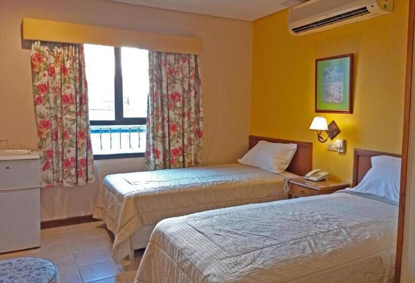 اتاق استاندارد, Bristol Asuncion