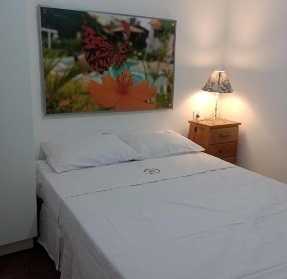 스위트, Resonamuh   Hostel