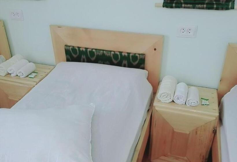 اتاق استاندارد چهار تخته, Yoqut House Guest House In The Centre Of Ancient City