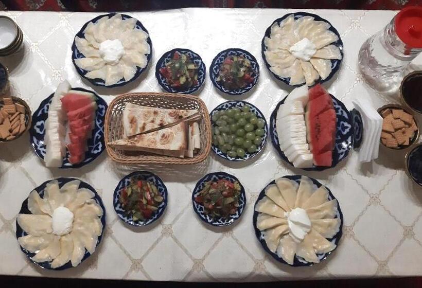 اتاق استاندارد چهار تخته, Yoqut House Guest House In The Centre Of Ancient City