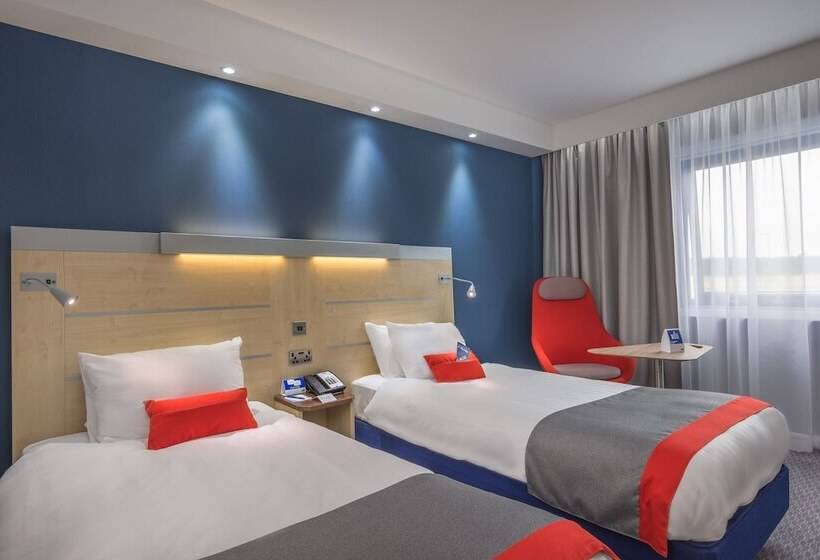 Номер Стандарт, Holiday Inn Express Kettering, An Ihg