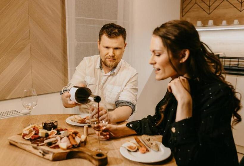 Апартаменты Deluxe 1 Спальня, Vislow Resort
