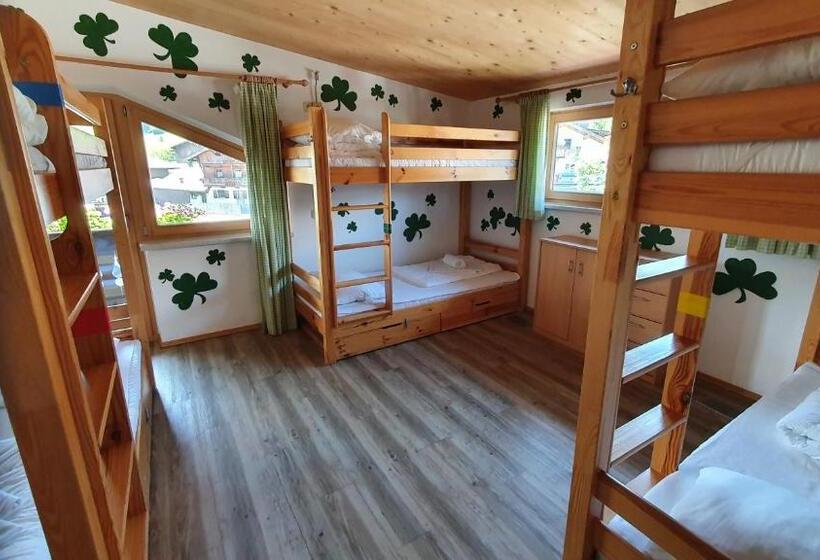 Номер Комфорт, Alpking Hostel